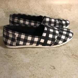 Epicstep Black and White Checkered Women's Slip-On Shoes Size 7